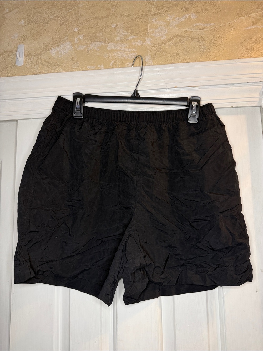 GAP Women's Black Athletic Pull-On Shorts